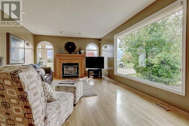 815077 Range Road 24, House detached with 4 bedrooms, 3 bathrooms and 20 parking in Fairview No. 136 AB | Image 10