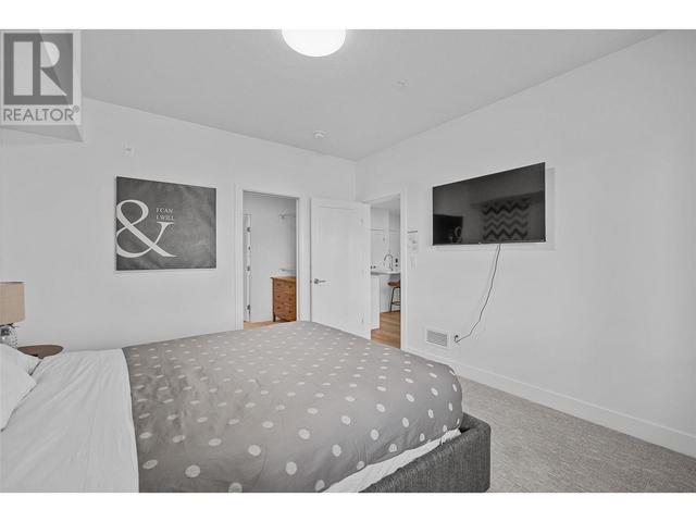 206 - 3434 Mckinley Beach Drive, Condo with 2 bedrooms, 2 bathrooms and null parking in Kelowna BC | Image 18