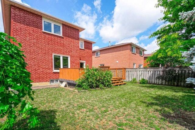 24 Aristotle Dr, House detached with 4 bedrooms, 4 bathrooms and 4 parking in Richmond Hill ON | Image 33