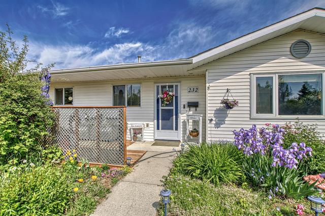 232 1 Avenue, House detached with 2 bedrooms, 1 bathrooms and 3 parking in Strathmore AB | Image 4