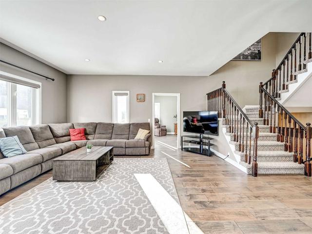 21 Silver Spring Cres, House detached with 4 bedrooms, 5 bathrooms and 14 parking in Uxbridge ON | Image 37