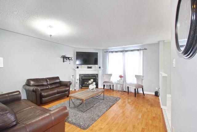 68 - 7115 Rexwood Rd, Townhouse with 3 bedrooms, 3 bathrooms and 2 parking in Mississauga ON | Image 3