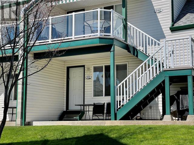 237 - 213 White Pine Crescent, House attached with 2 bedrooms, 1 bathrooms and 1 parking in Sicamous BC | Image 53