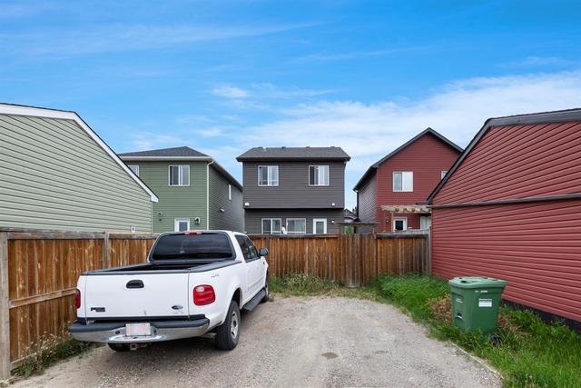 55 Autumn Crescent Se, House detached with 3 bedrooms, 2 bathrooms and 2 parking in Calgary AB | Image 32