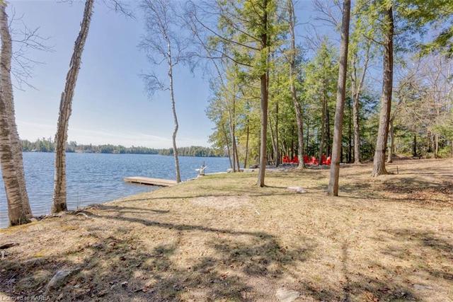 2323 Grindstone Lake Road, House detached with 2 bedrooms, 1 bathrooms and 4 parking in North Frontenac ON | Image 28
