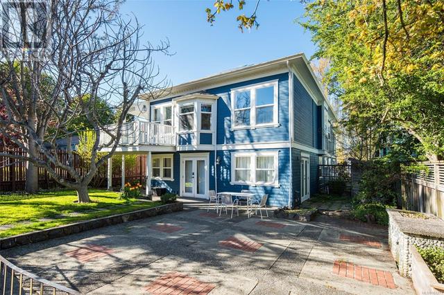 1115/1117 Chapman St, House detached with 5 bedrooms, 4 bathrooms and 4 parking in Victoria BC | Image 62