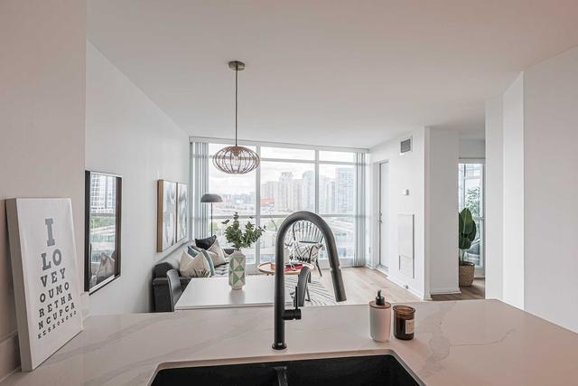 1610 - 219 Fort York Blvd, Condo with 1 bedrooms, 1 bathrooms and 1 parking in Toronto ON | Image 6