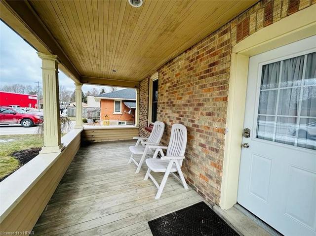 25 Maple Street, House detached with 2 bedrooms, 1 bathrooms and null parking in North Huron ON | Image 14