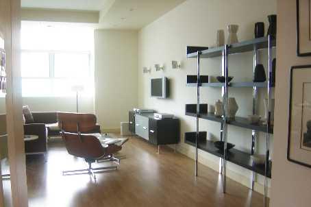 517 - 155 Dalhousie St, Condo with 2 bedrooms, 2 bathrooms and 1 parking in Toronto ON | Image 3
