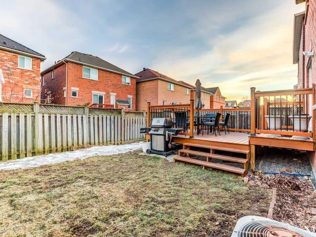 25 Turtledove Grve, House detached with 4 bedrooms, 4 bathrooms and 4 parking in Toronto ON | Image 19
