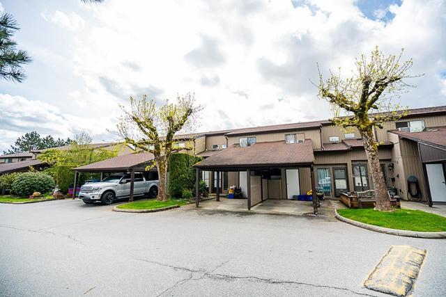 33 - 27044 32 Avenue, House attached with 3 bedrooms, 2 bathrooms and 2 parking in Langley BC | Card Image