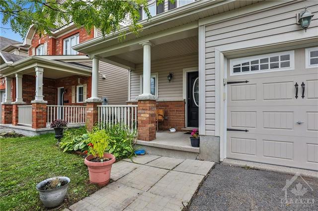 524 Khamsin Street, House detached with 3 bedrooms, 3 bathrooms and 3 parking in Ottawa ON | Image 3