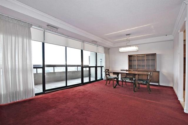 1111 - 8111 Yonge St, Condo with 2 bedrooms, 2 bathrooms and 1 parking in Markham ON | Image 4