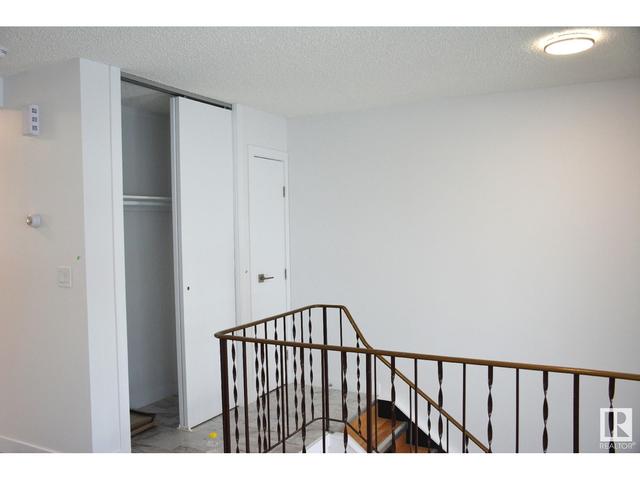 12727a 121 St Nw, House semidetached with 3 bedrooms, 1 bathrooms and null parking in Edmonton AB | Image 14