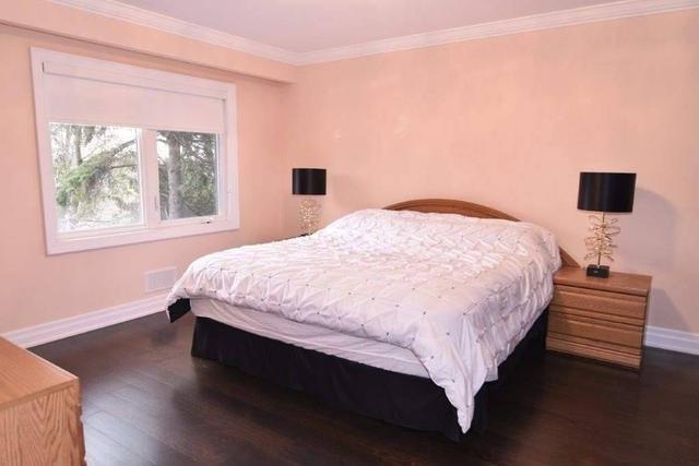 2932 Weston Rd, House detached with 3 bedrooms, 2 bathrooms and 4 parking in Toronto ON | Image 7