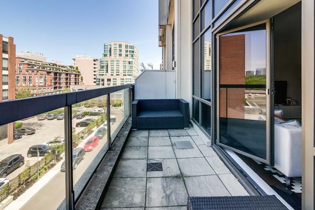 502 - 3 Mcalpine St, Condo with 2 bedrooms, 3 bathrooms and 1 parking in Toronto ON | Image 28