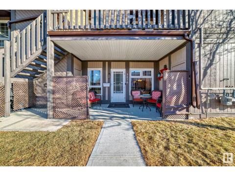 5876 172 St Nw, House attached with 2 bedrooms, 1 bathrooms and null parking in Edmonton AB | Card Image