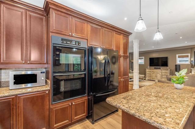 26 Pepin Crt, House detached with 4 bedrooms, 5 bathrooms and 6 parking in Barrie ON | Image 38