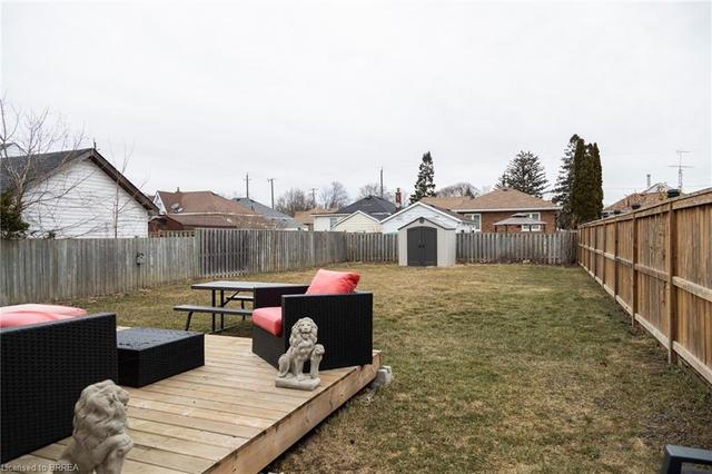 12 Wade Avenue, House detached with 3 bedrooms, 1 bathrooms and null parking in Brantford ON | Image 3