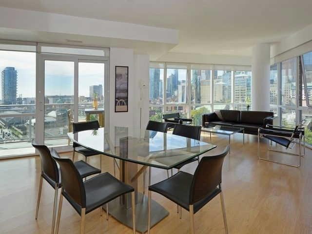 1004 - 112 George St, Condo with 2 bedrooms, 2 bathrooms and 2 parking in Toronto ON | Image 18