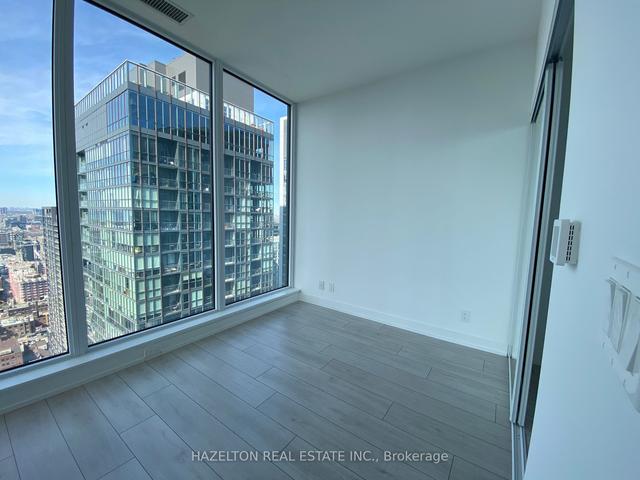 4502 - 55 Mercer St, Condo with 3 bedrooms, 2 bathrooms and 1 parking in Toronto ON | Image 15