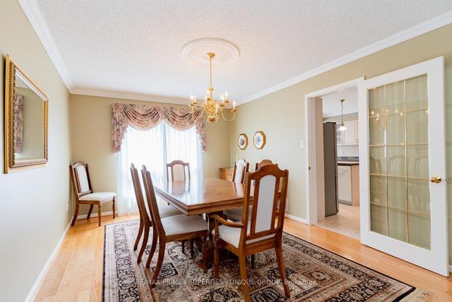 11 White Ash Dr, House detached with 4 bedrooms, 4 bathrooms and 8 parking in Markham ON | Image 2