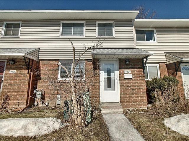 1480 Heatherington Road, Townhouse with 3 bedrooms, 2 bathrooms and 1 parking in Ottawa ON | Image 1