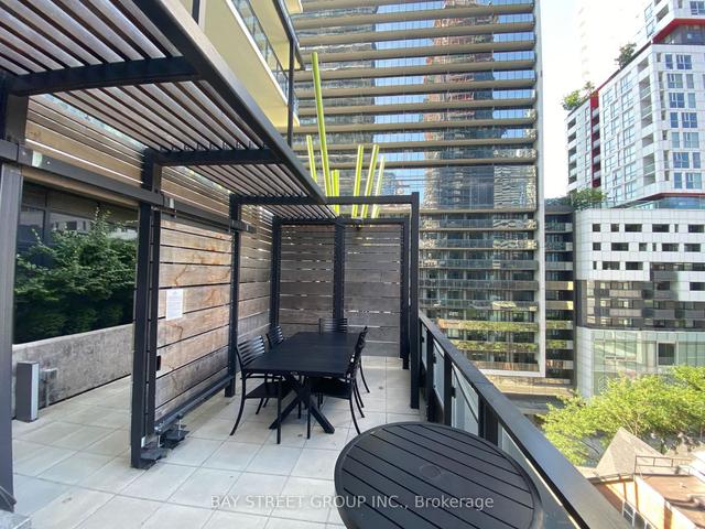 3310 - 125 Peter St, Condo with 1 bedrooms, 1 bathrooms and 0 parking in Toronto ON | Image 4