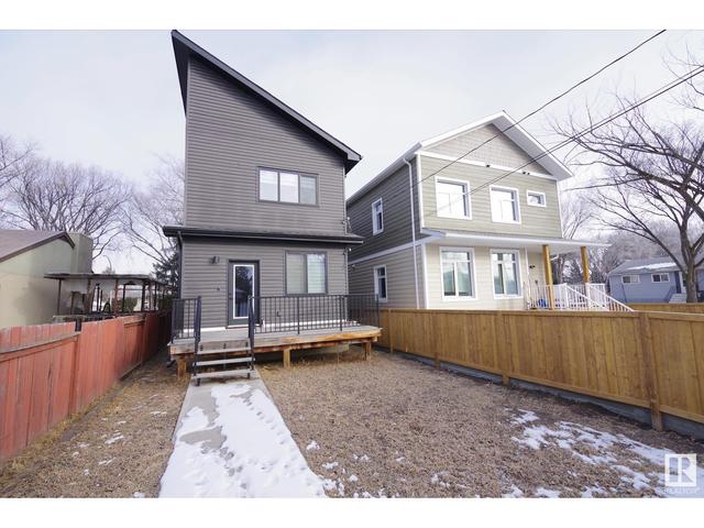 9807 67 Av Nw, House detached with 5 bedrooms, 4 bathrooms and null parking in Edmonton AB | Image 29