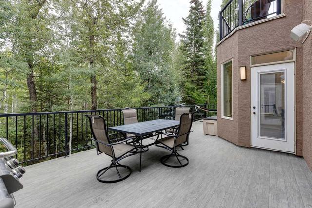 72 Discovery Valley Cove Sw, Home with 5 bedrooms, 5 bathrooms and 4 parking in Calgary AB | Image 17