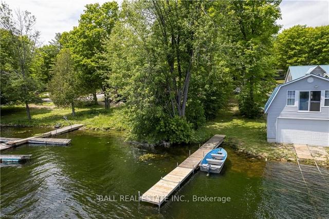 8 Fire Route 27, House detached with 2 bedrooms, 1 bathrooms and 4 parking in Trent Lakes ON | Image 19