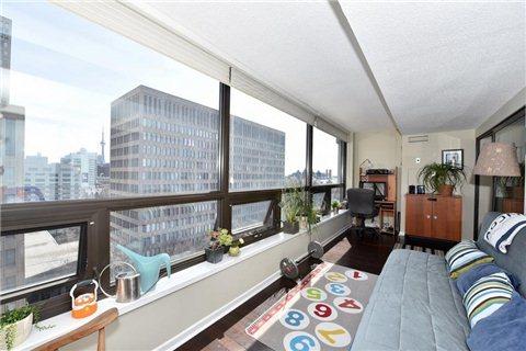 1405 - 62 Wellesley St W, Condo with 2 bedrooms, 2 bathrooms and 1 parking in Toronto ON | Image 16
