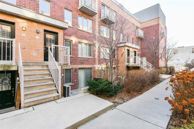 225 - 11 Ruttan St, Townhouse with 2 bedrooms, 2 bathrooms and 1 parking in Toronto ON | Image 1