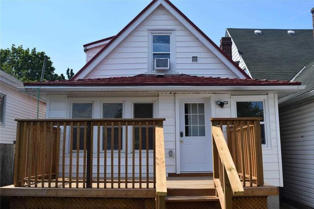 199 East 23rd St, House detached with 2 bedrooms, 3 bathrooms and 1 parking in Hamilton ON | Image 11