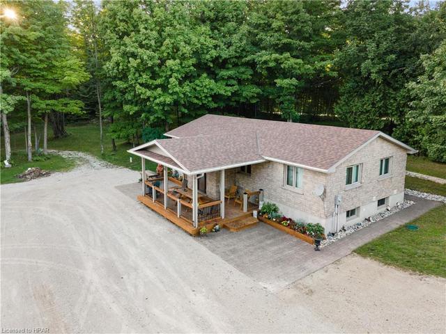 167 Maryville Lake Road, House detached with 4 bedrooms, 2 bathrooms and null parking in South Bruce Peninsula ON | Image 1