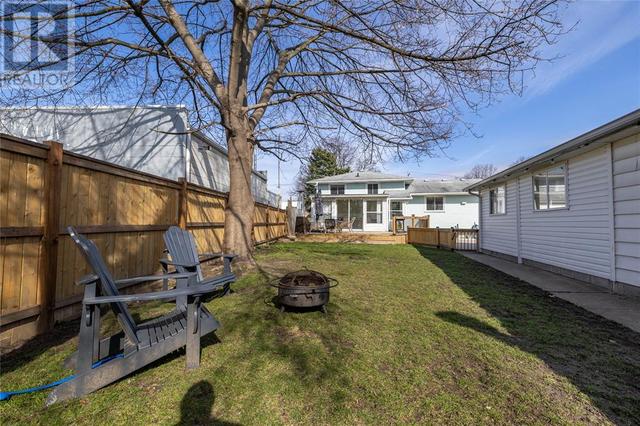 1541 Colborne Road, House detached with 3 bedrooms, 1 bathrooms and null parking in Sarnia ON | Image 38