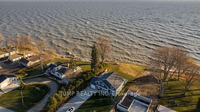 193 Mccormick Beach Rd, House detached with 4 bedrooms, 2 bathrooms and 7 parking in Essex ON | Image 12