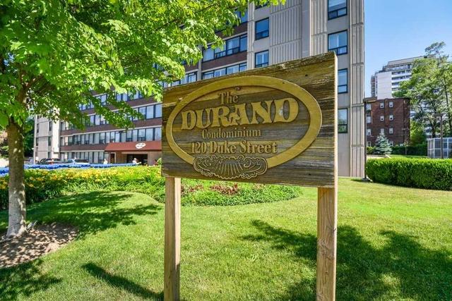 206 - 120 Duke St, Condo with 3 bedrooms, 2 bathrooms and 1 parking in Hamilton ON | Image 1