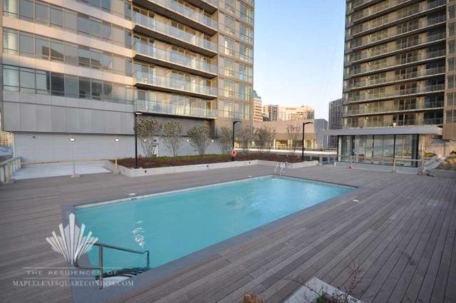 2108 - 55 Bremner Blvd, Condo with 1 bedrooms, 1 bathrooms and 0 parking in Toronto ON | Image 5