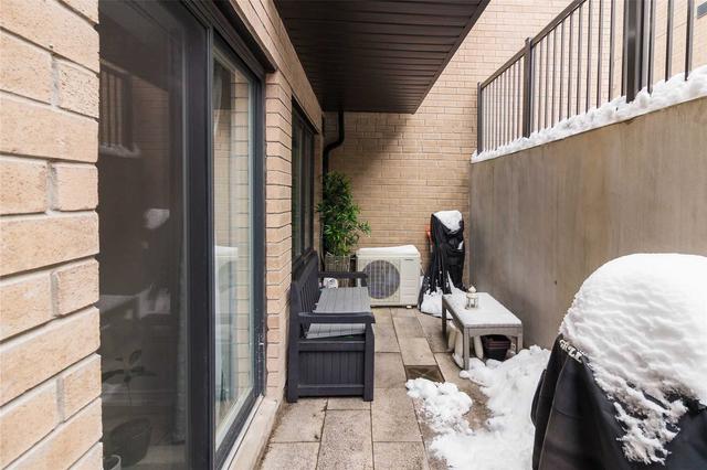 79 - 30 Fieldway Rd, Townhouse with 2 bedrooms, 2 bathrooms and 1 parking in Toronto ON | Image 2