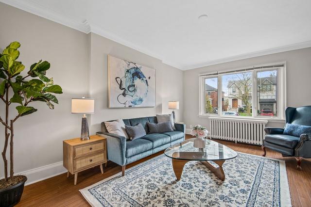 526 Broadway Ave, House semidetached with 3 bedrooms, 2 bathrooms and 1 parking in Toronto ON | Image 28