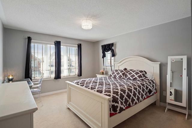 1768 Esterbrook Dr, House detached with 4 bedrooms, 4 bathrooms and 6 parking in Oshawa ON | Image 22