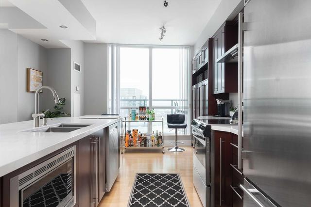 Lrg 7 - 7 Lorraine Dr, Condo with 2 bedrooms, 3 bathrooms and 2 parking in Toronto ON | Image 6