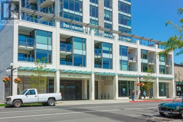 405 - 960 Yates St, Condo with 2 bedrooms, 2 bathrooms and 1 parking in Victoria BC | Image 3