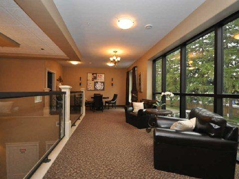 101 - 379 Scott St, Condo with 2 bedrooms, 2 bathrooms and 1 parking in St. Catharines ON | Image 5