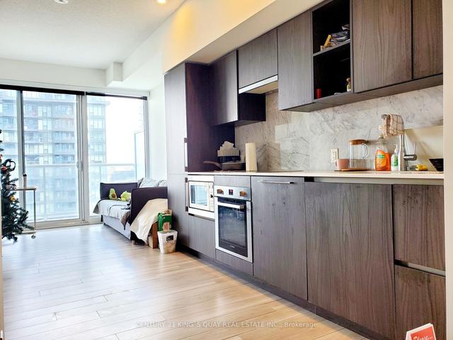 3007 - 17 Bathurst St, Condo with 1 bedrooms, 1 bathrooms and 0 parking in Toronto ON | Image 23