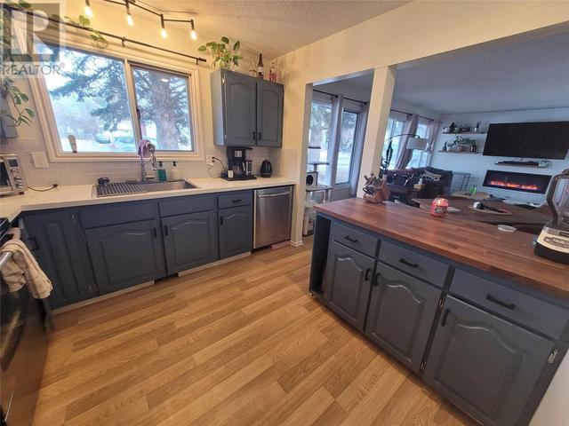 4709 44 Street Ne, House detached with 4 bedrooms, 1 bathrooms and null parking in Chetwynd BC | Image 5