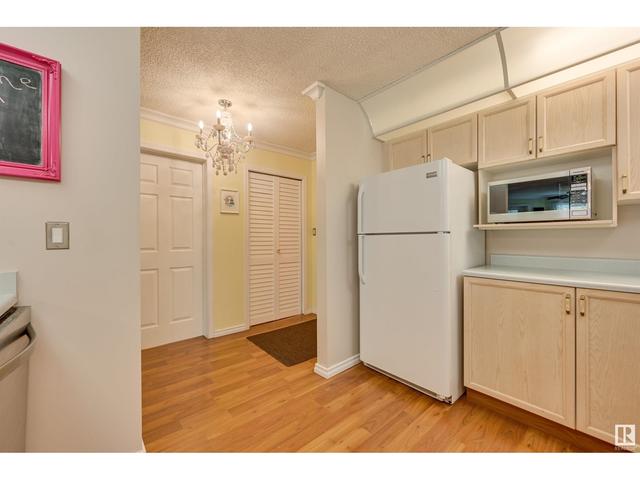 104 - 9905 112 St Nw, Condo with 2 bedrooms, 1 bathrooms and 1 parking in Edmonton AB | Image 17