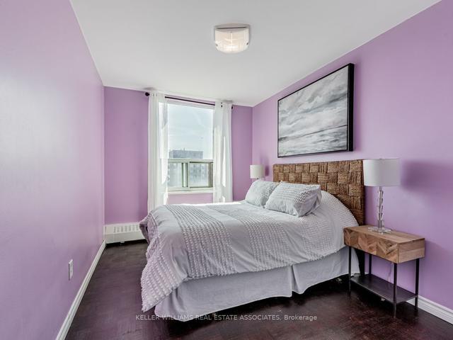 1008 - 1 Four Winds Dr, Condo with 3 bedrooms, 2 bathrooms and 1 parking in Toronto ON | Image 9