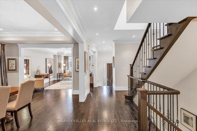 23 Cameron Ave, House detached with 4 bedrooms, 5 bathrooms and 3 parking in Toronto ON | Image 12